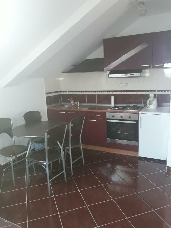 Apartmani Kuzmic Vrsi Eksteriør bilde